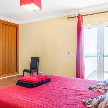 別荘 Moradia Com Piscina E Vista Mar アルジェズール