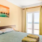 Casa de Férias Moradia Com Piscina E Vista Mar
