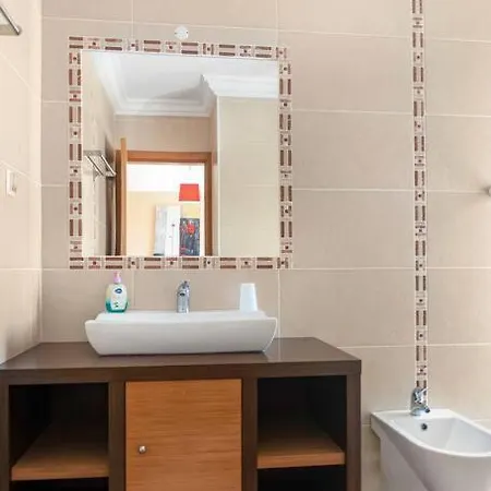 度假居 Moradia Com Piscina E Vista Mar 阿尔热祖尔