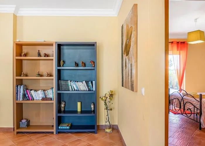 펜션 Moradia Com Piscina E Vista Mar 알제주르