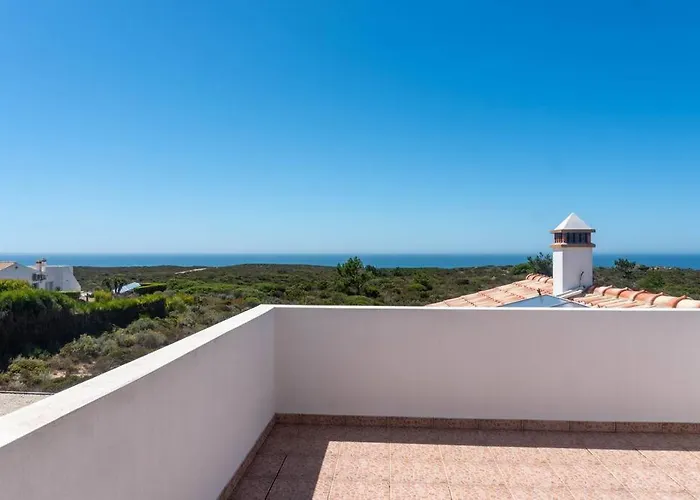 펜션 Moradia Com Piscina E Vista Mar