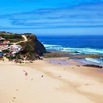 Moradia Com Piscina E Vista Mar Aljezur